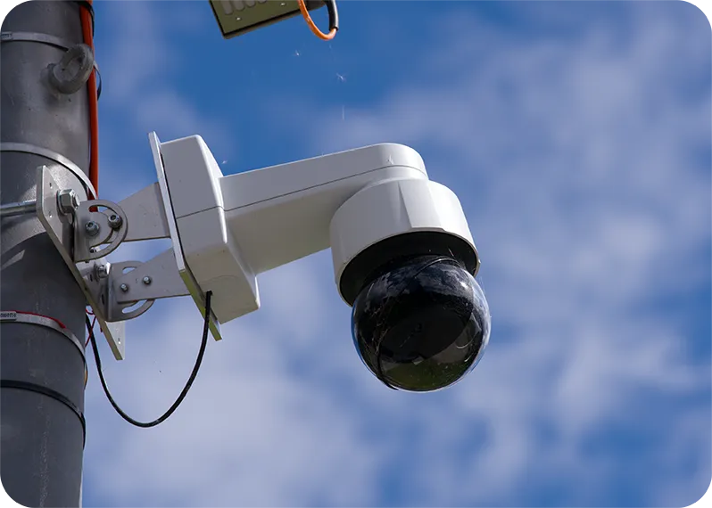 监控摄像机