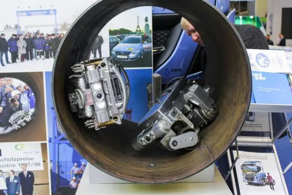 Piping robot(1).webp